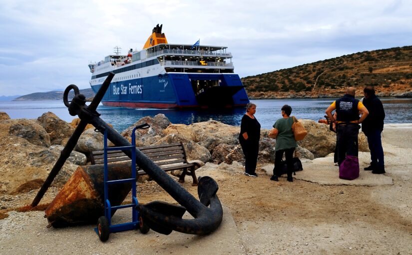 Νησιώτες και Μεταφορικό Ισοδύναμο: Μια σχέση που άντεξε στα κύματα της απαξίωσης